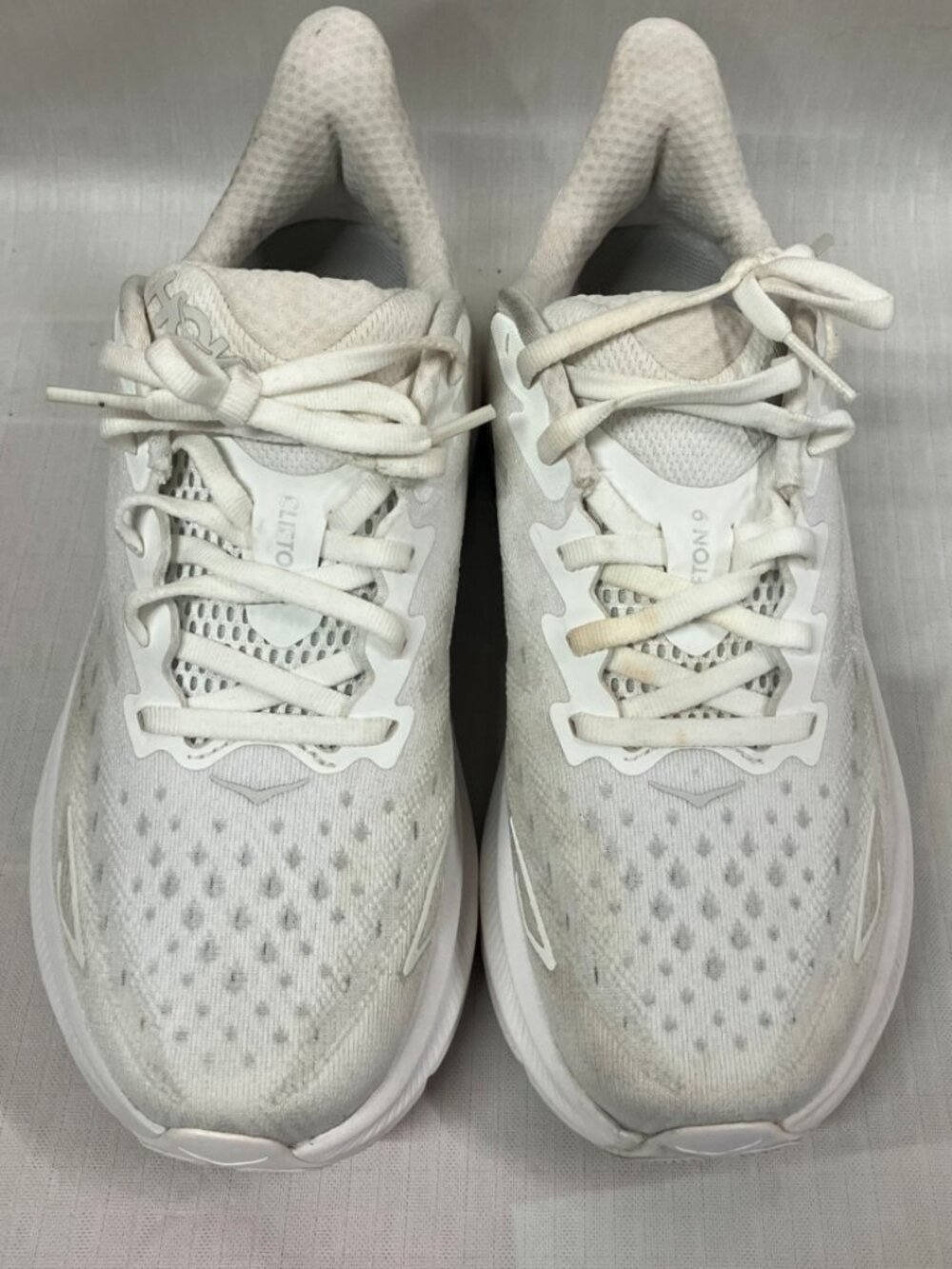 HOKA 9 Clifton Running Shoes Women's Size 7B White Lace-Up Mesh Sneakers